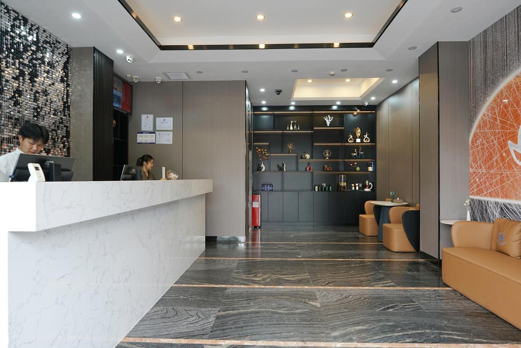 Paco Hotel Tianhe Coach Terminal Metro Satation Guangzhou-Free Shuttle Bus For Canton Fair Exterior foto